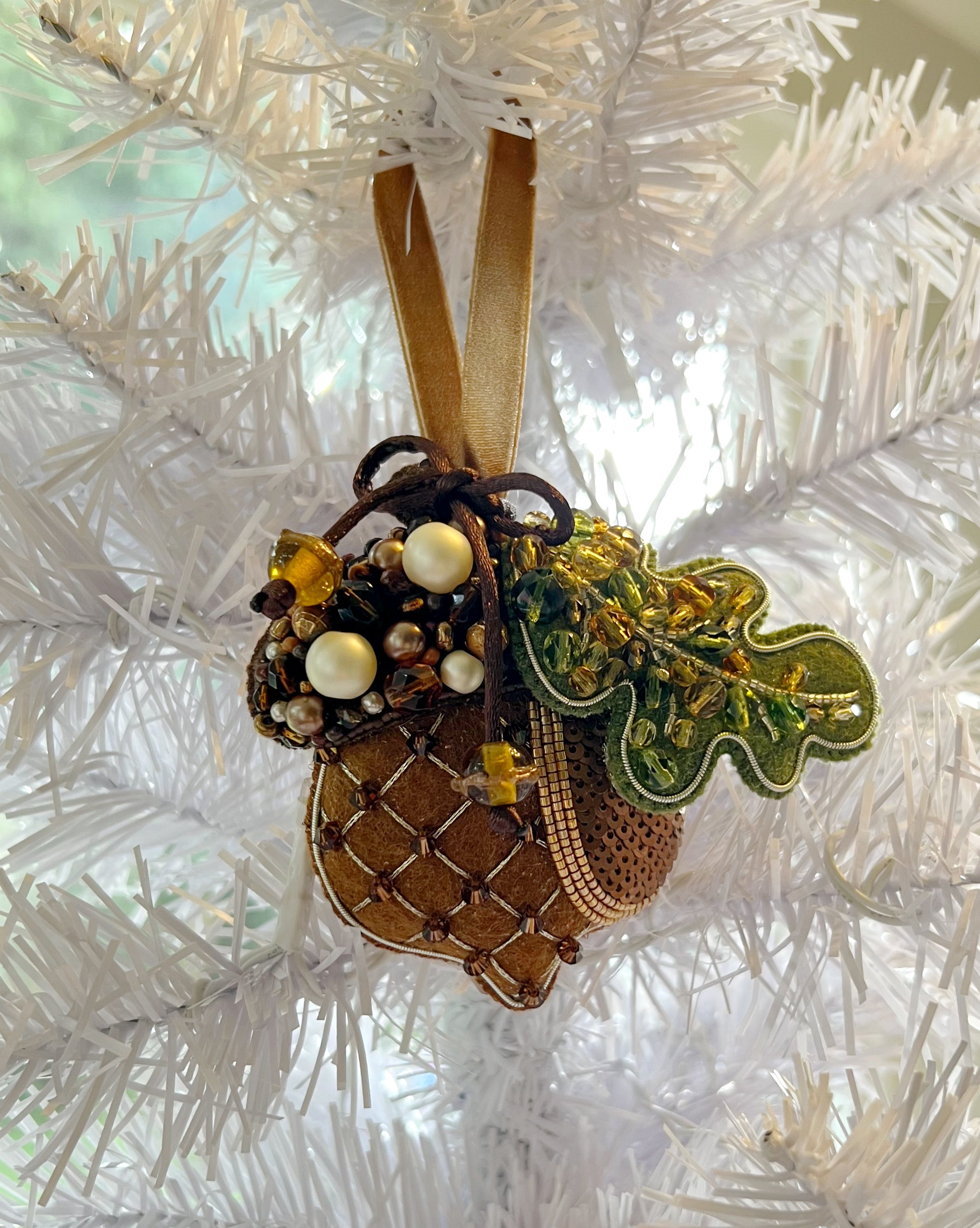 Blue Kee Signature 2026 Ornament - the Acorn
